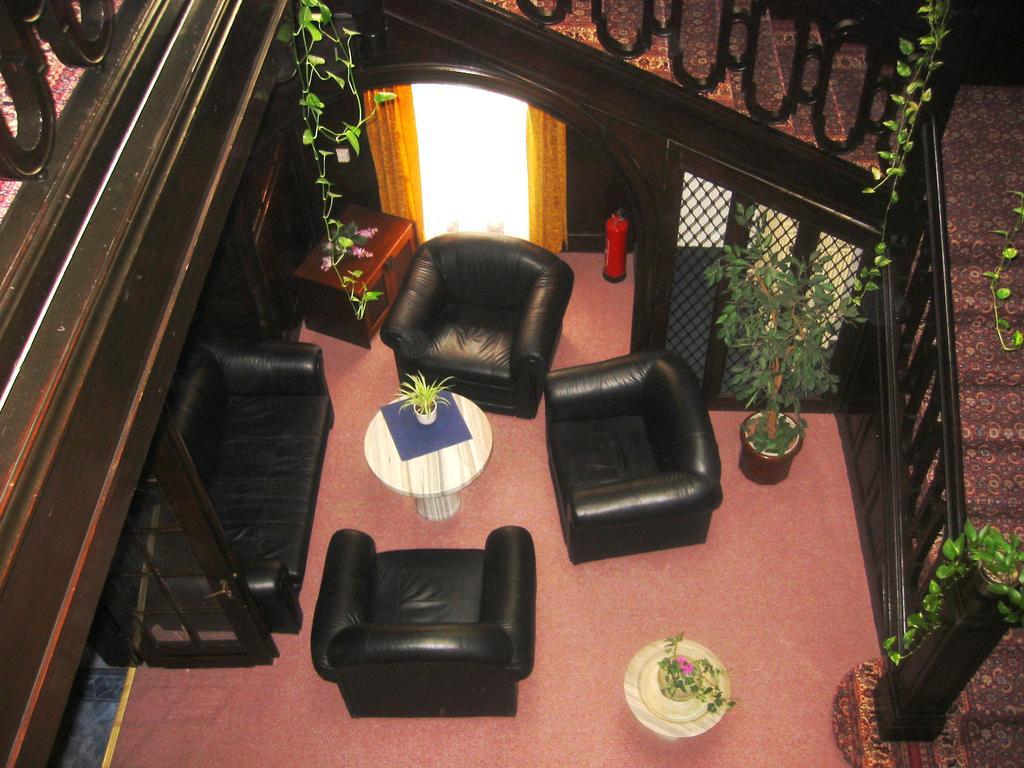 Hotel Zámeček Poděbrady Esterno foto