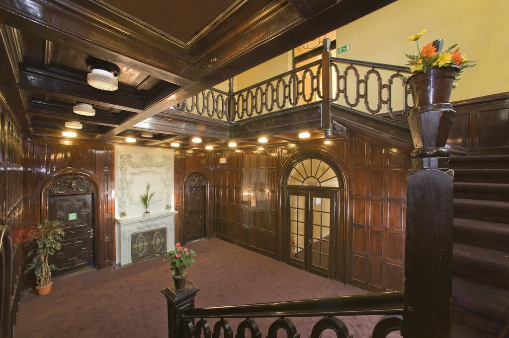 Hotel Zámeček Poděbrady Esterno foto